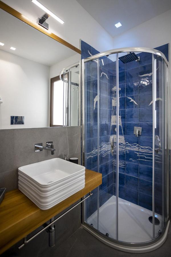Acquaro Suite Apartments 산비토로카포 외부 사진