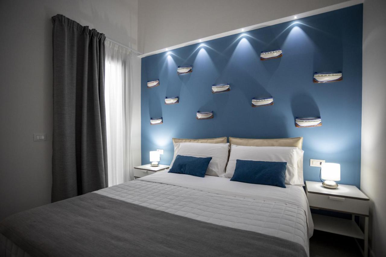 Acquaro Suite Apartments 산비토로카포 외부 사진