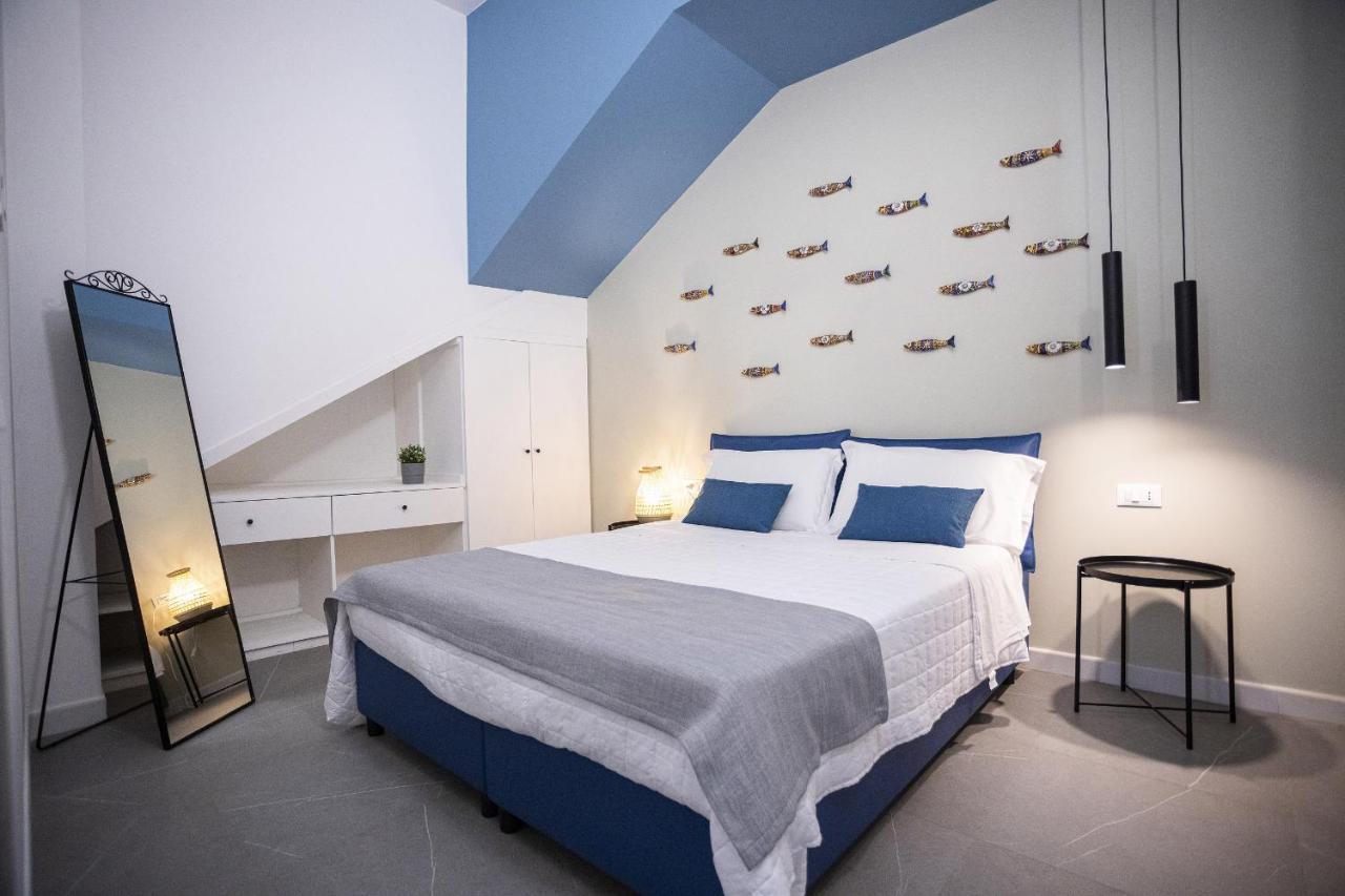 Acquaro Suite Apartments 산비토로카포 외부 사진