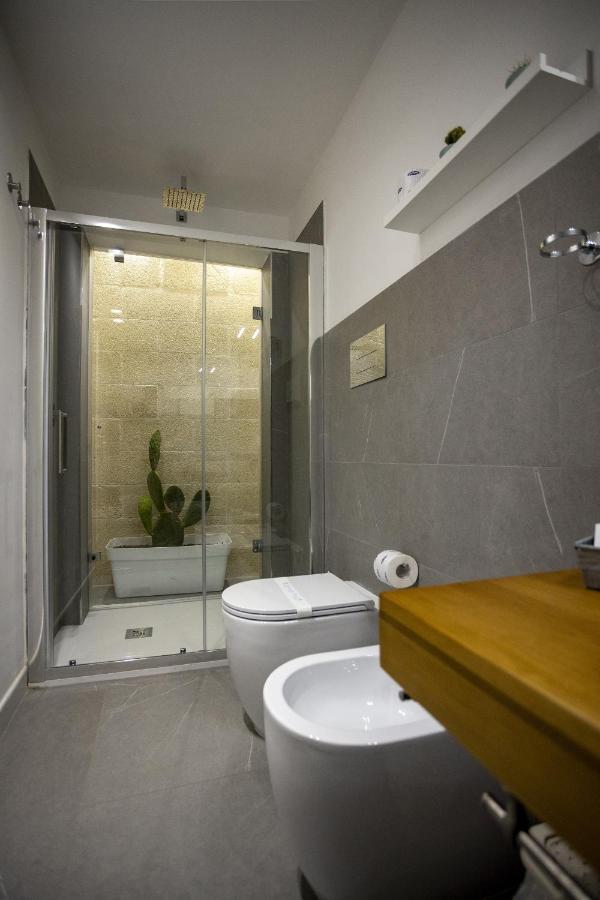 Acquaro Suite Apartments 산비토로카포 외부 사진