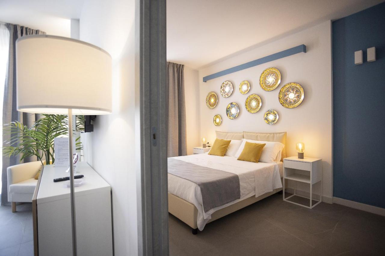 Acquaro Suite Apartments 산비토로카포 외부 사진