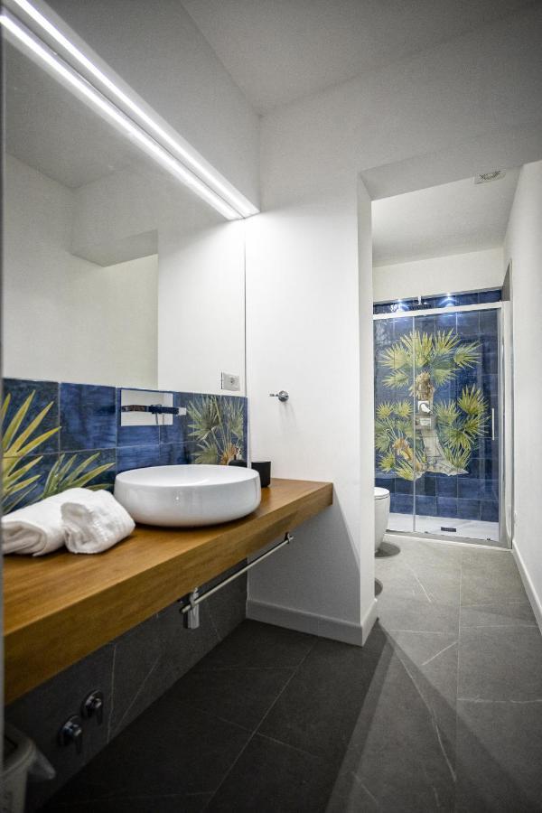 Acquaro Suite Apartments 산비토로카포 외부 사진