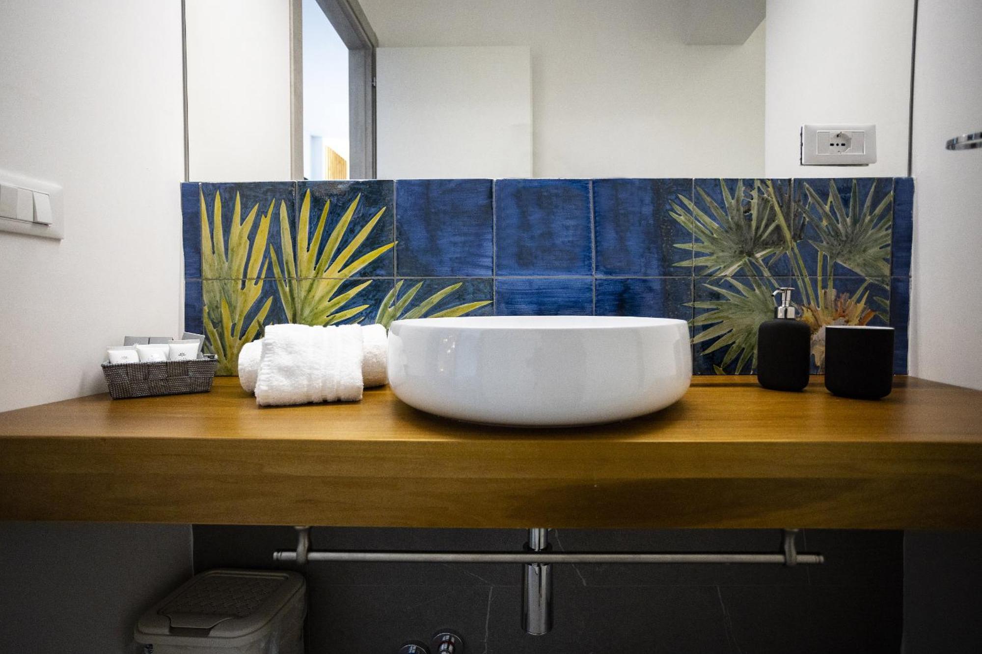 Acquaro Suite Apartments 산비토로카포 객실 사진
